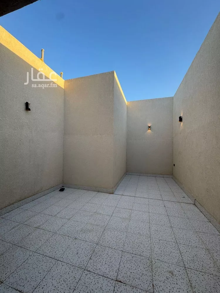 فيلا للبيع في شارع يوسف الشافعي, حي العارض, مدينة الرياض, منطقة الرياض صورة 4