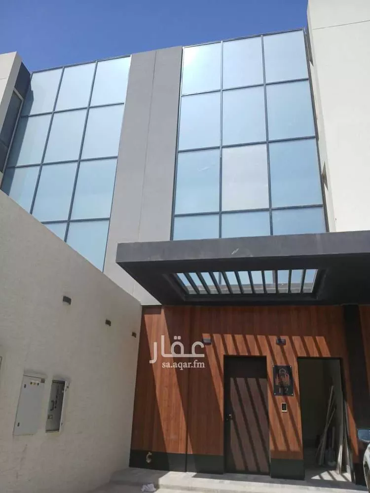 فيلا للبيع في شارع الصلت بن النعمان ، حي الرحمانية ، الرياض ، منطقة الرياض