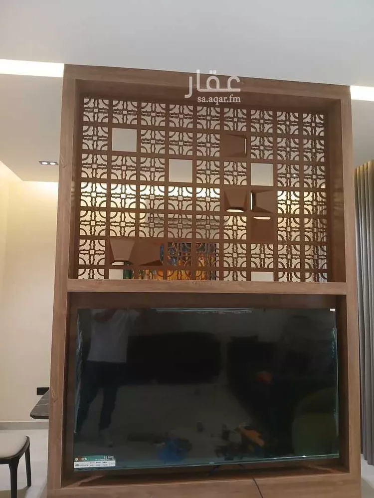 فيلا للبيع في شارع الصلت بن النعمان ، حي الرحمانية ، الرياض ، منطقة الرياض صورة 2