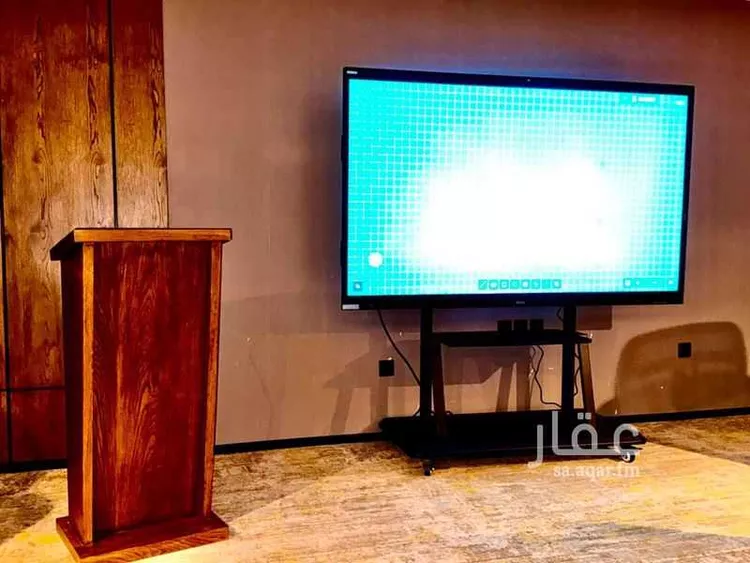قاعة للحجز في شارع الأمير عبدالعزيز بن ثنيان ، حي النخيل ، الرياض ، منطقة الرياض صورة 5