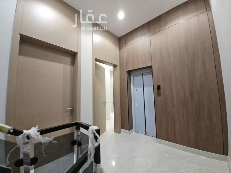 Floor for Sale in Riyadh Al Janadriyah صورة 2