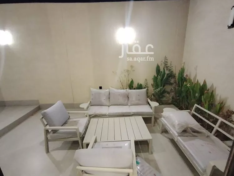 فيلا للبيع في شارع أوس بن المنذر الأنصاري, حي الرمال, مدينة الرياض, منطقة الرياض 15