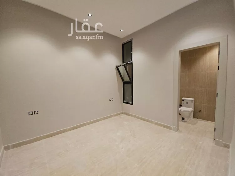 فيلا للبيع في شارع ابن كحيل, حي الملك فيصل, مدينة الرياض, منطقة الرياض صورة 5