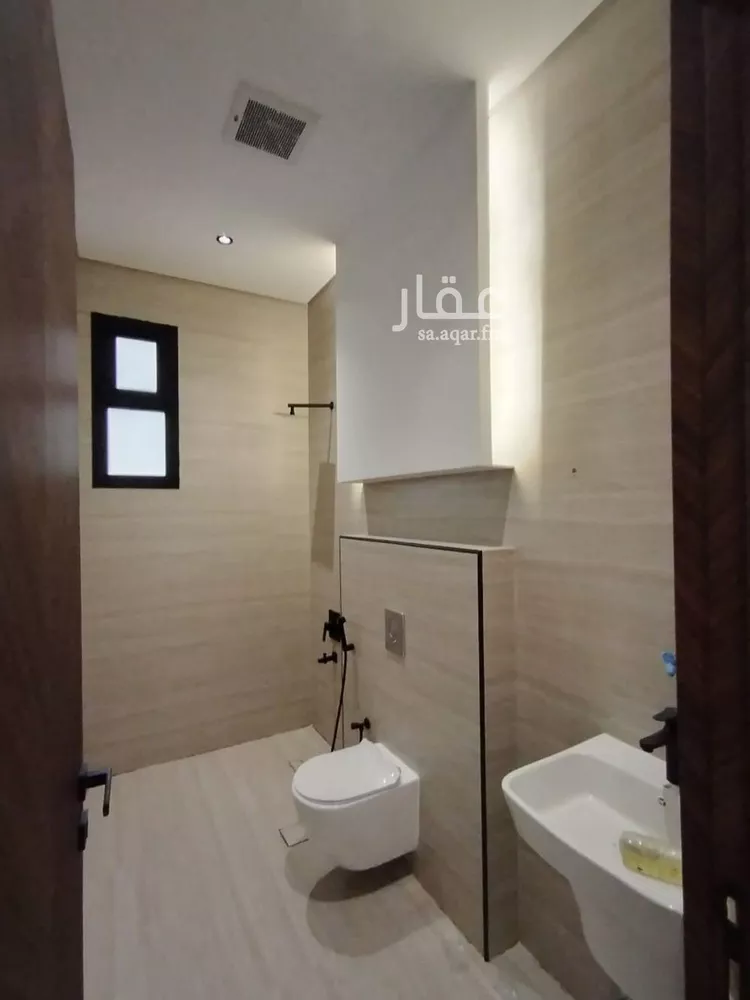 Floor for Sale in Riyadh Qurtubah 9