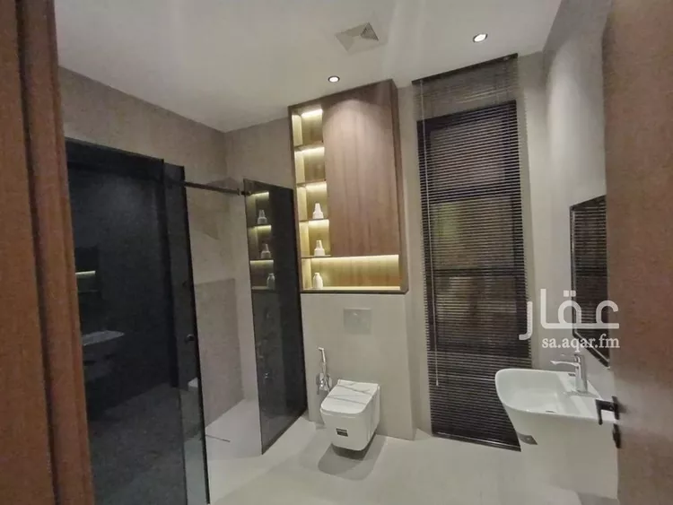 فيلا للبيع في شارع أوس بن المنذر الأنصاري, حي الرمال, مدينة الرياض, منطقة الرياض صورة 3