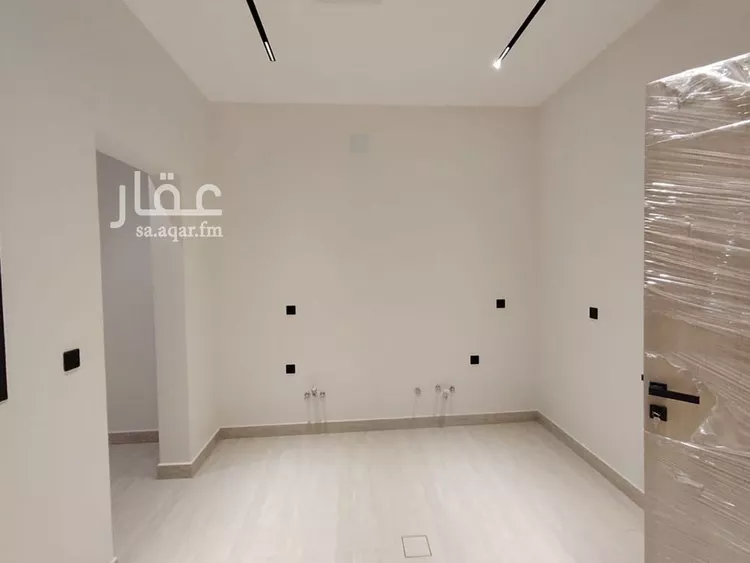 شقة للبيع في شارع مطلق بن صالح بن مطلق, حي إشبيلية, مدينة الرياض, منطقة الرياض 8
