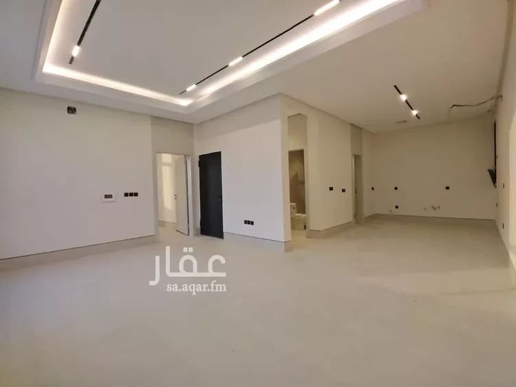 دور للبيع في شارع عبيدالله الفقيه, حي الرمال, مدينة الرياض, منطقة الرياض 7