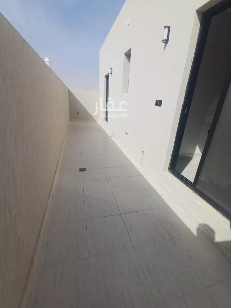 شقة للبيع في شارع أحمد بن علي الباغاني, حي الرمال, مدينة الرياض, منطقة الرياض 8