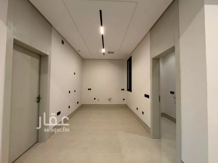 دور للبيع في شارع عبيدالله الفقيه, حي الرمال, مدينة الرياض, منطقة الرياض صورة 2