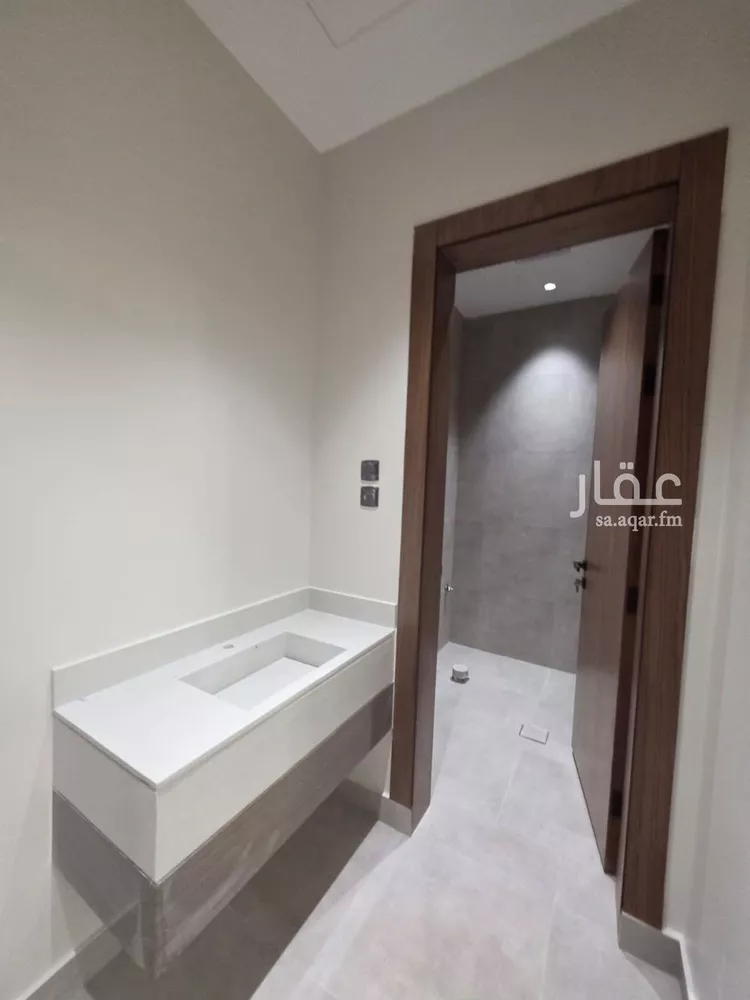 دور للبيع في شارع رقم 178, حي النظيم, مدينة الرياض, منطقة الرياض صورة 5