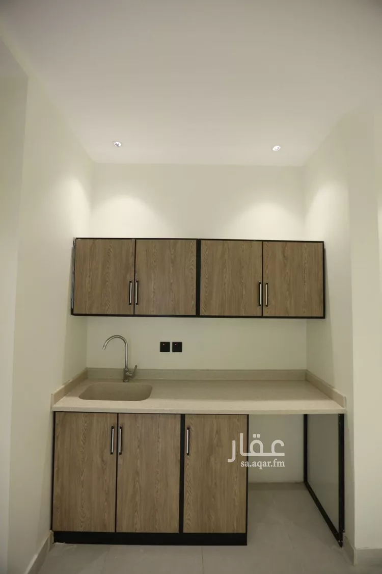 شقة للإيجار في شارع رويفع بن ثابت, حي السليمانية, مدينة الرياض, منطقة الرياض صورة 4