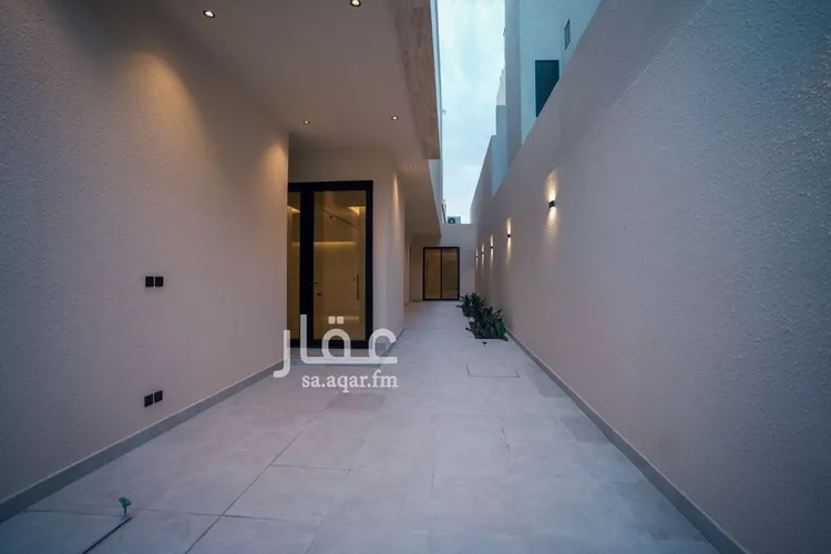 دور للبيع في شارع رقم 355, حي النرجس, مدينة الرياض, منطقة الرياض صورة 2