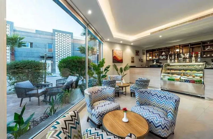 فيلا للإيجار في شارع أبي زرعة, حي القيروان, مدينة الرياض, منطقة الرياض 11