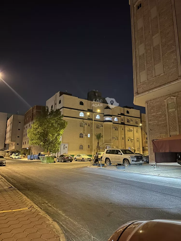 عمارة للبيع في شارع محمد الكارزيني ، حي بطحاء قريش ، مكة ، منطقة مكة المكرمة
