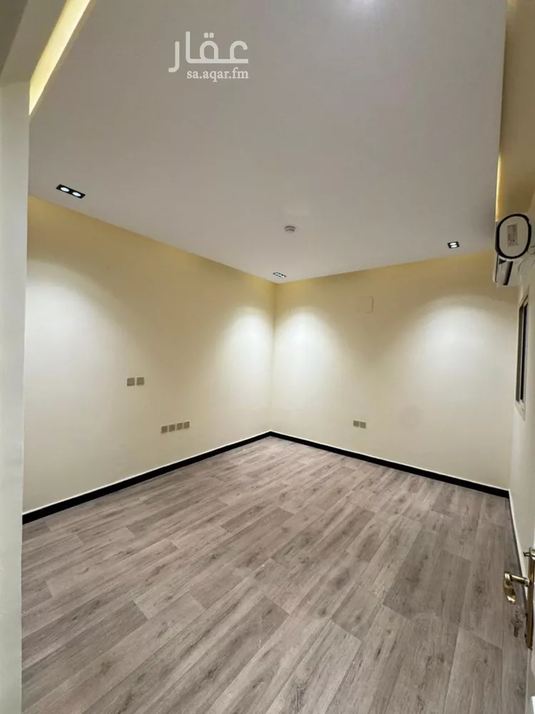 شقة للإيجار في شارع  عبدالله ابن سعود ابن عبدالعزيز, حي إشبيلية, مدينة الرياض, منطقة الرياض