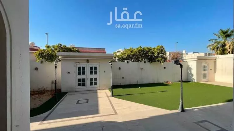 فيلا للبيع في حي الجامعيين, مدينة الدمام, المنطقة الشرقية صورة 2