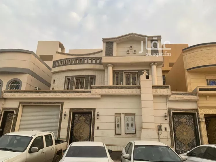 فيلا للبيع في شارع أبي القاسم الثمانيني, حي الرمال, مدينة الرياض, منطقة الرياض