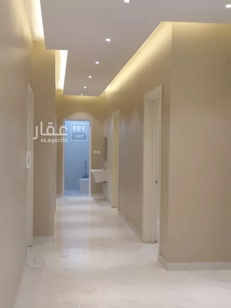 فيلا للبيع في شارع عقرباء 27, حي عقرباء, مدينة الجبيلة, منطقة الرياض صورة 3