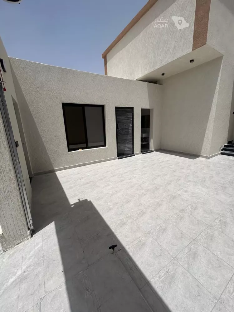 Floor for Sale in Medina As Sakb صورة 4