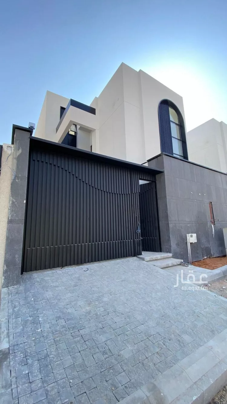 فيلا للبيع في شارع رقم 372, حي الملقا, مدينة الرياض, منطقة الرياض