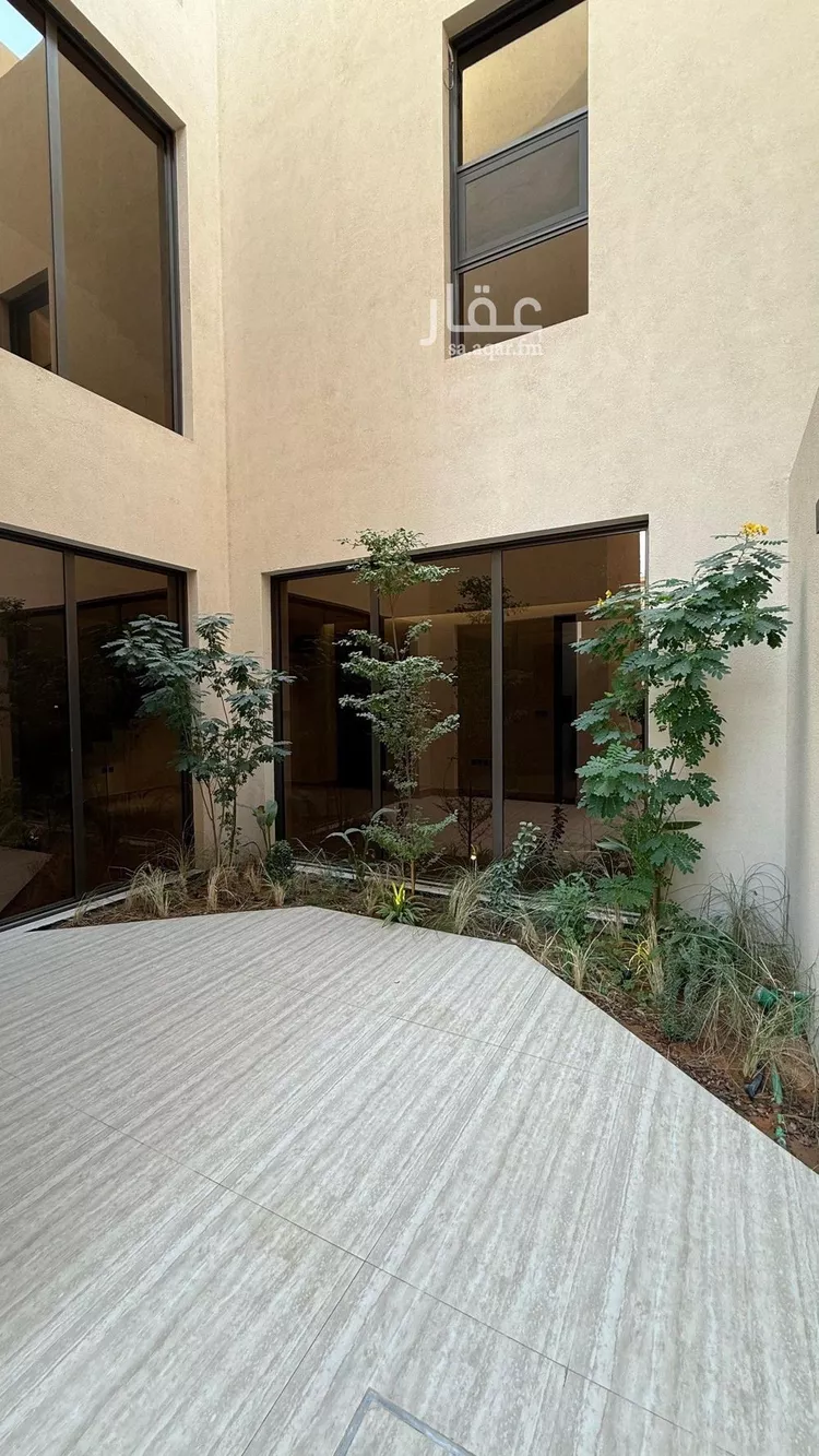 فيلا للبيع في شارع محمد ابن عبدالوهاب, حي العاصمة, مدينة الدرعية, منطقة الرياض صورة 3