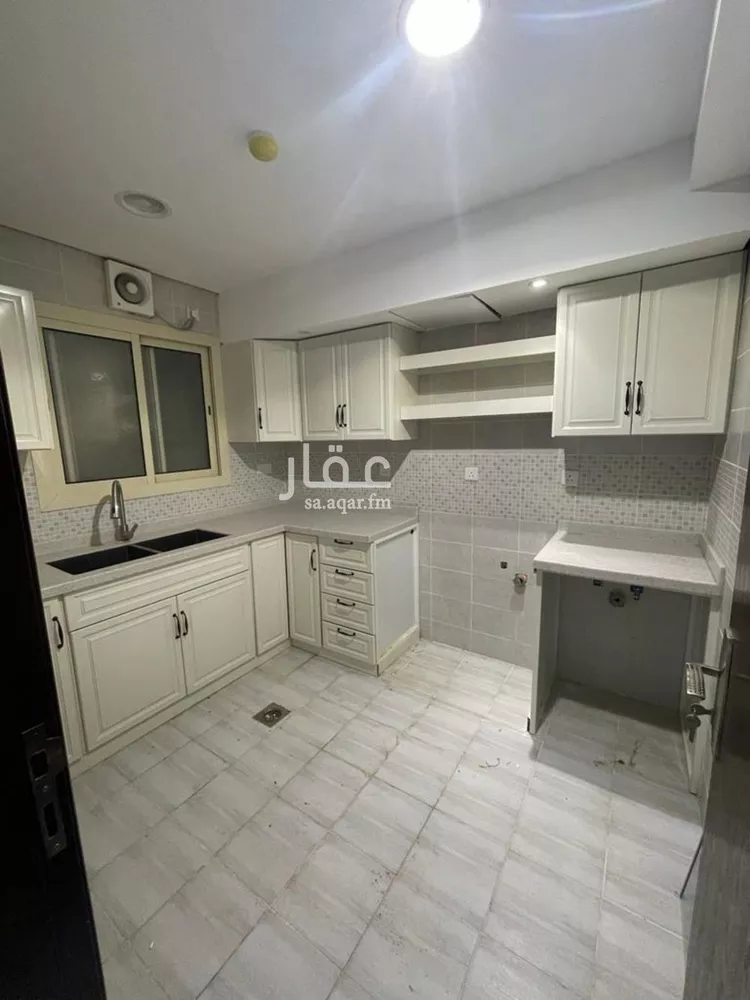 شقة للإيجار في شارع رقم 172, حي الملقا, مدينة الرياض, منطقة الرياض صورة 3