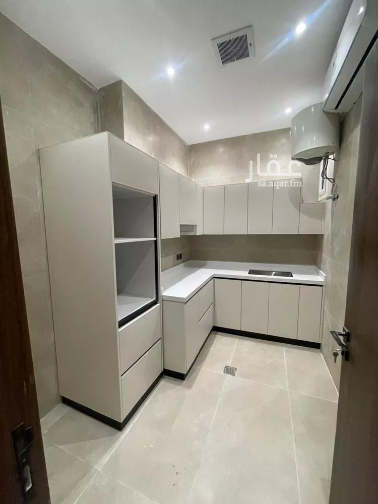 شقة للإيجار في شارع أبي المكارم بن سهل, حي الرمال, مدينة الرياض, منطقة الرياض