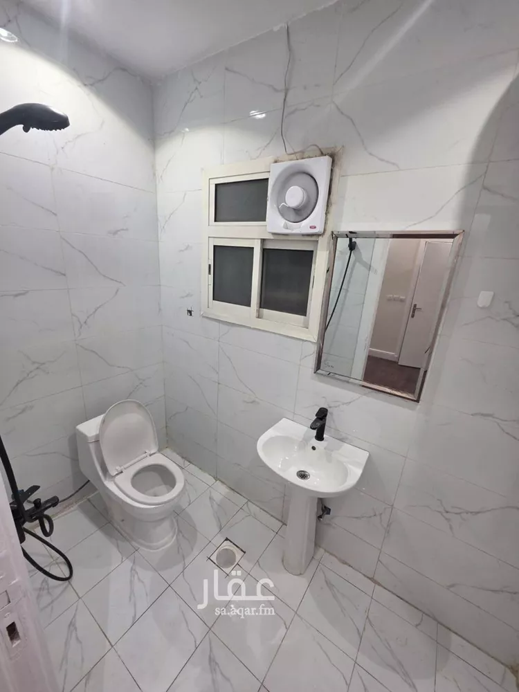 شقة للإيجار في شارع عثمان بن عفان الفرعي, حي الفلاح, مدينة الرياض, منطقة الرياض صورة 5