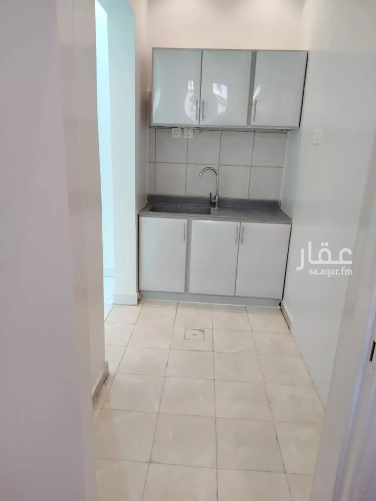 شقة للإيجار في شارع ابن الطيب, حي الملز, مدينة الرياض, منطقة الرياض صورة 5