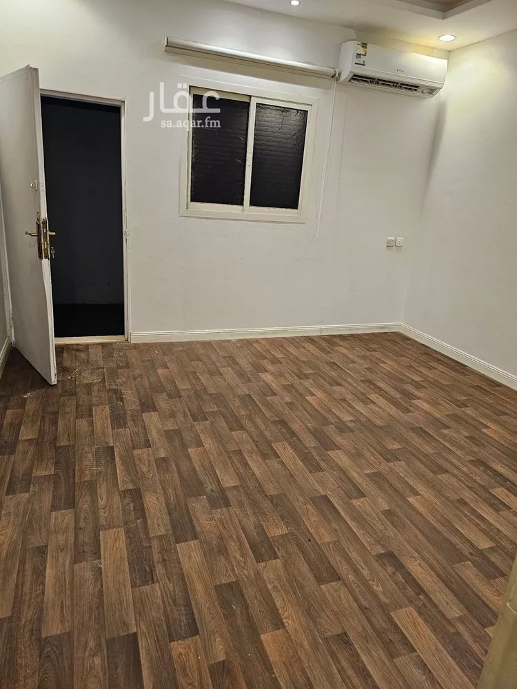 شقة للإيجار في شارع عثمان بن عفان الفرعي, حي الفلاح, مدينة الرياض, منطقة الرياض صورة 3