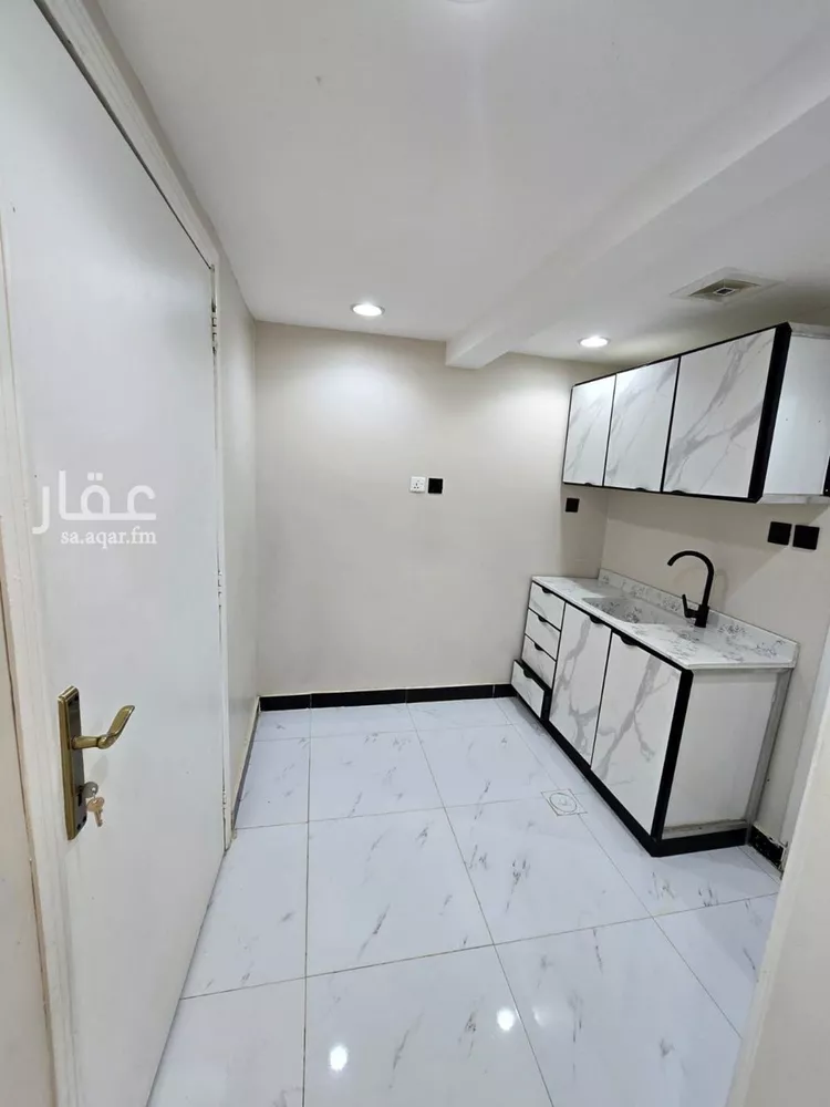 شقة للإيجار في شارع وادي الزرقاء, حي الوادي, مدينة الرياض, منطقة الرياض