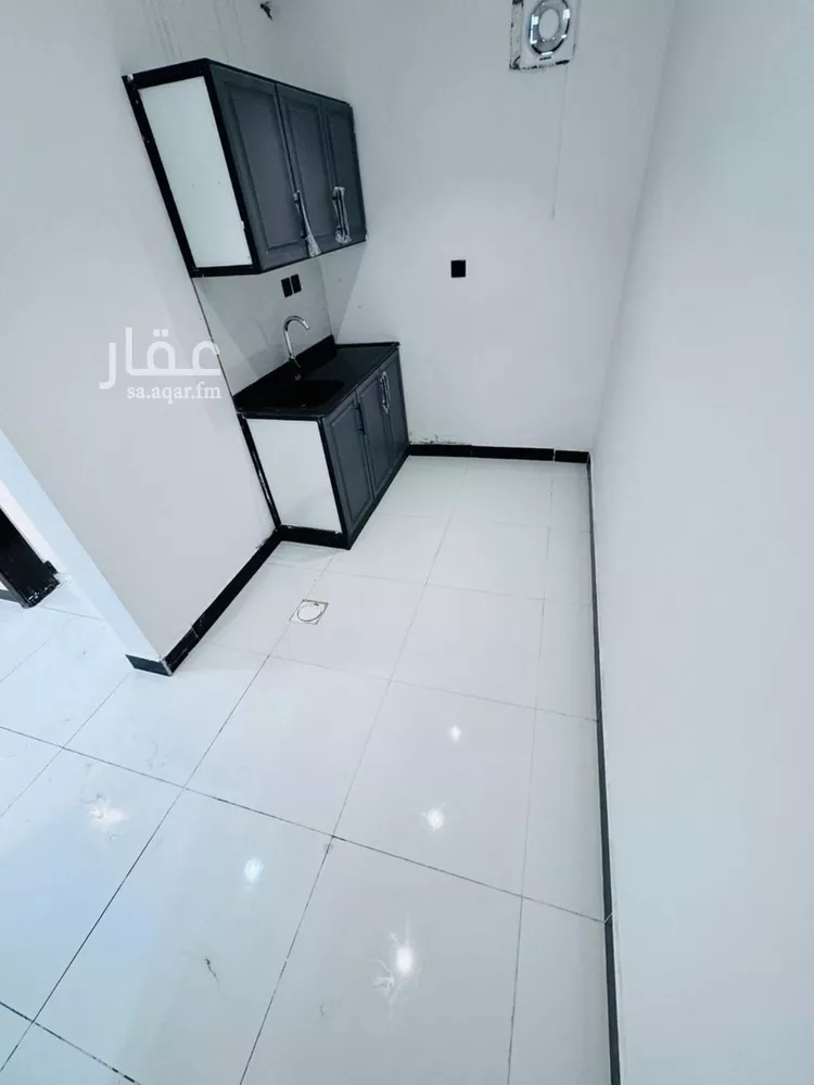 شقة للإيجار في شارع  عبدالله ابن سعود ابن عبدالعزيز, حي إشبيلية, مدينة الرياض, منطقة الرياض صورة 2