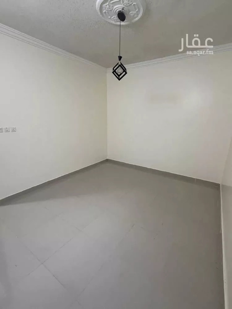 شقة للإيجار في شارع عبدالكريم بن يوسف الأنصاري ، حي عريض ، الرياض ، منطقة الرياض صورة 2