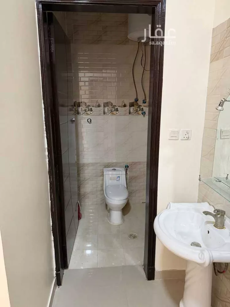 شقة للإيجار في شارع عبدالكريم بن يوسف الأنصاري ، حي عريض ، الرياض ، منطقة الرياض صورة 5