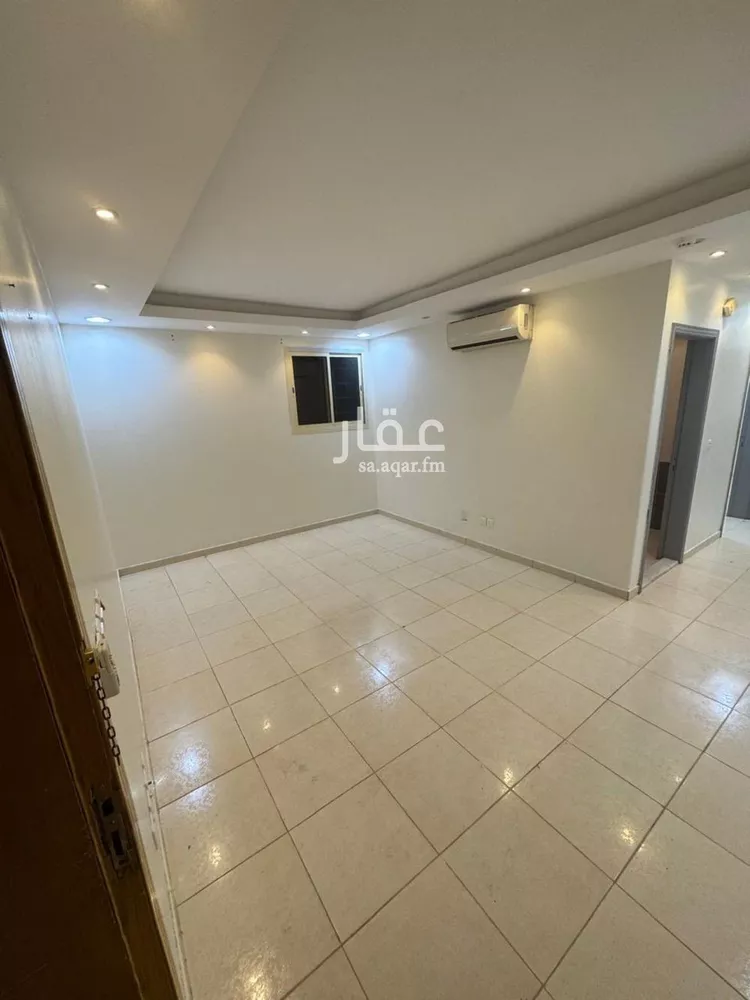 شقة للإيجار في شارع  عبدالله ابن سعود ابن عبدالعزيز, حي إشبيلية, مدينة الرياض, منطقة الرياض صورة 3