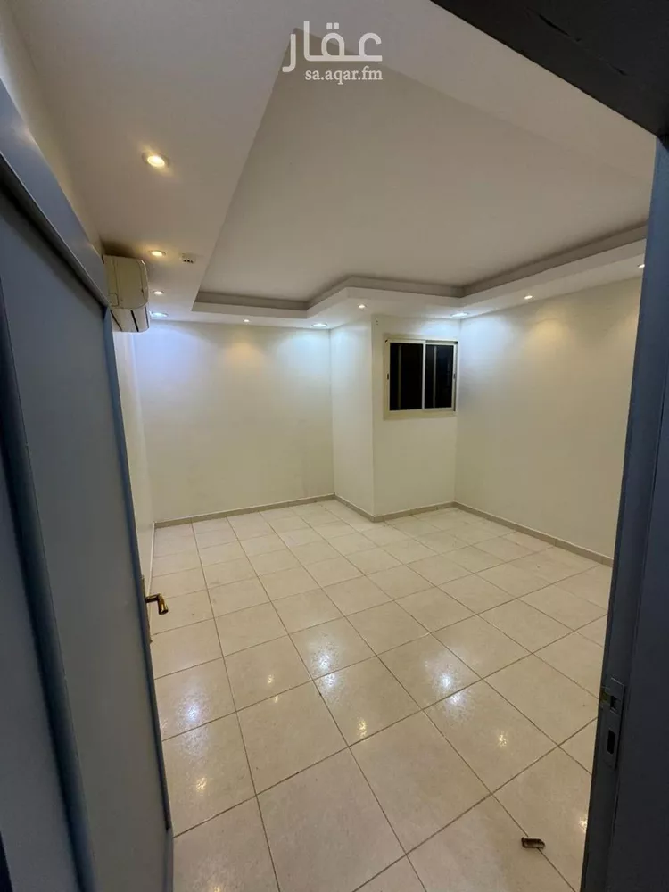 شقة للإيجار في شارع  عبدالله ابن سعود ابن عبدالعزيز, حي إشبيلية, مدينة الرياض, منطقة الرياض