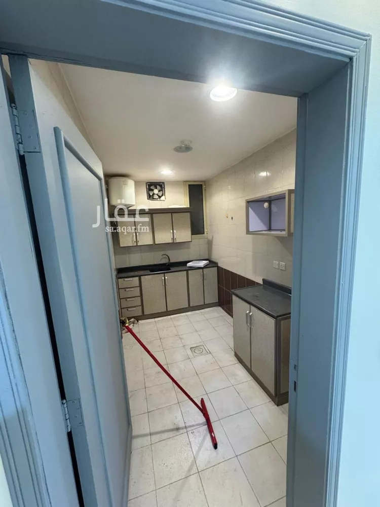 شقة للإيجار في شارع  عبدالله ابن سعود ابن عبدالعزيز, حي إشبيلية, مدينة الرياض, منطقة الرياض صورة 2