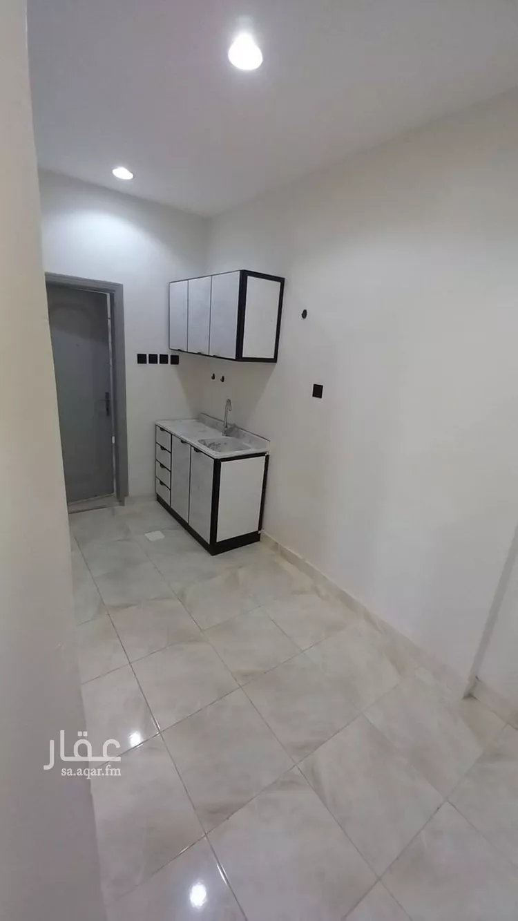 شقة للإيجار في شارع ابن الطيب, حي الملز, مدينة الرياض, منطقة الرياض صورة 4