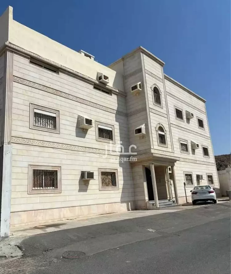 عمارة للبيع في شارع قطبه بن مالك, حي الأجاويد, مدينة جدة, منطقة مكة المكرمة