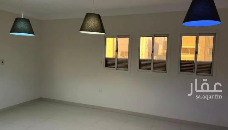 فيلا للبيع في شارع الجفة, حي الملك فهد, مدينة الرياض, منطقة الرياض صورة 2