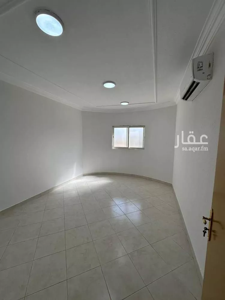 شقة للإيجار في شارع حاتم الطائي, حي النزهة, مدينة الرياض, منطقة الرياض صورة 2