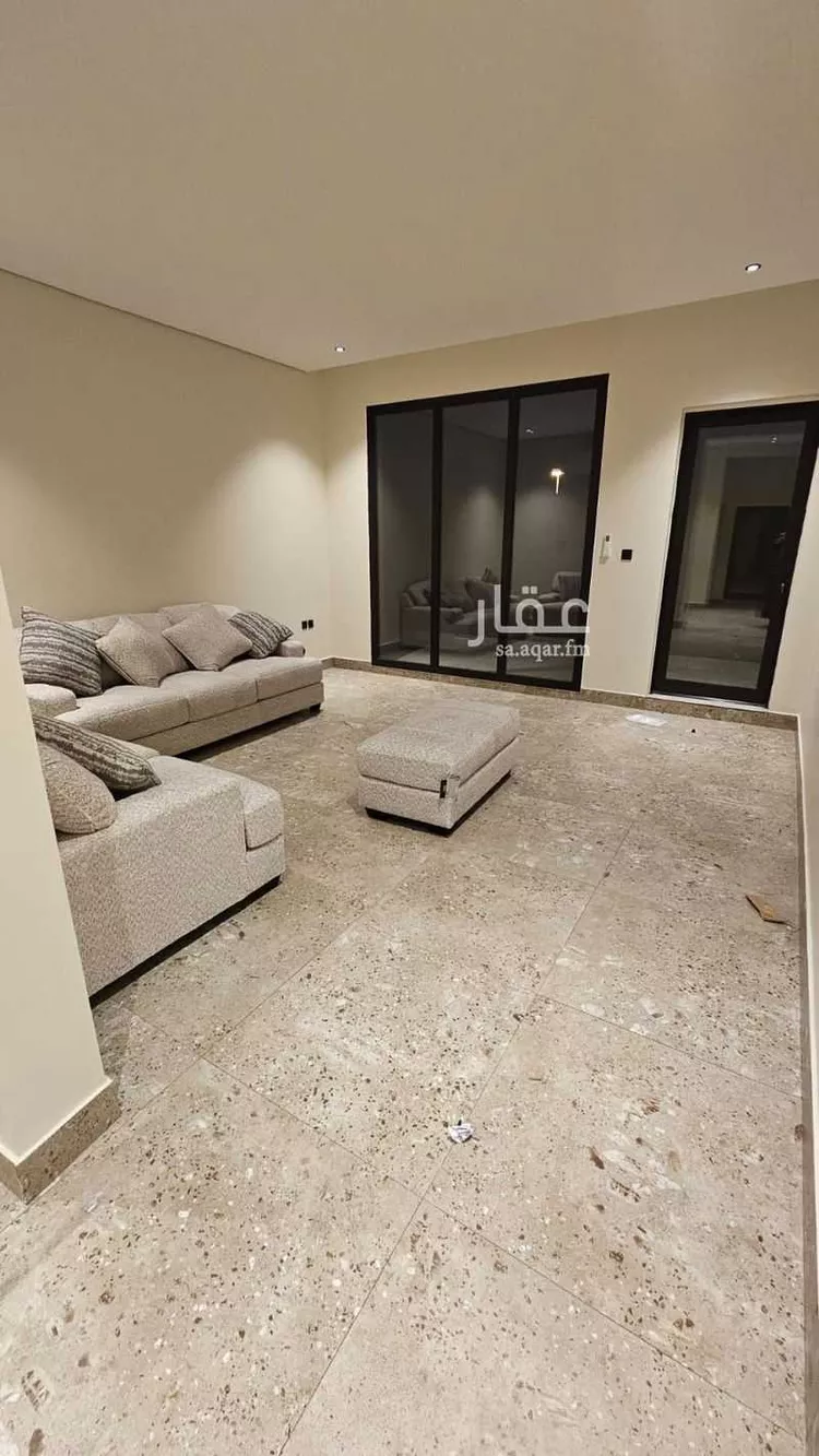 Villa for Sale in Riyadh Tuwaiq 10