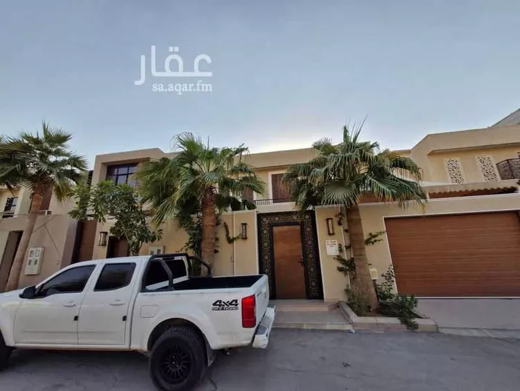 فيلا للإيجار في شارع حسين بن حسن, حي النزهة, مدينة الرياض, منطقة الرياض