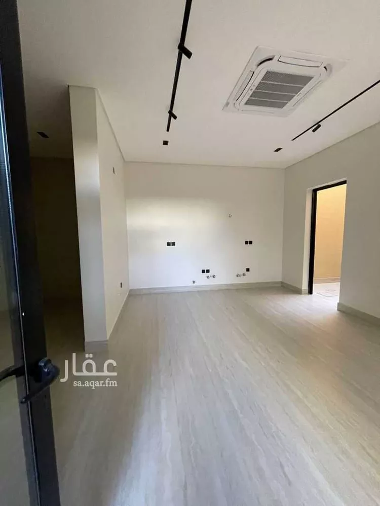 فيلا للبيع في شارع عبدالله بن الخطيب, حي النرجس, مدينة الرياض, منطقة الرياض صورة 2