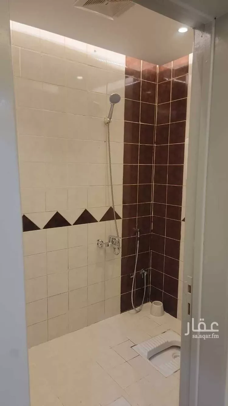 شقة للإيجار في شارع محمد رشيد رضا, حي العزيزية, مدينة الرياض, منطقة الرياض صورة 4