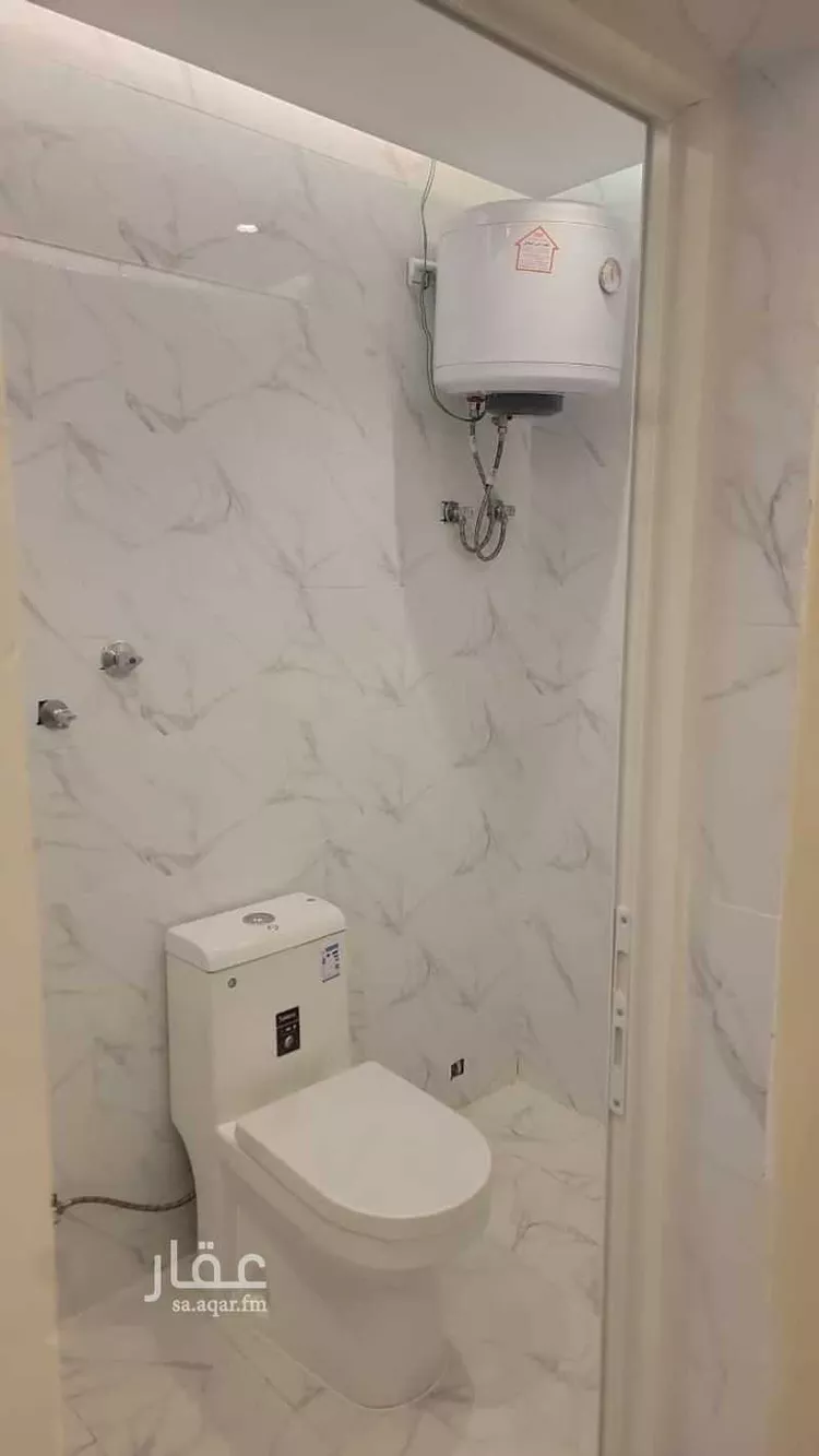 شقة للإيجار في شارع محمد رشيد رضا, حي العزيزية, مدينة الرياض, منطقة الرياض صورة 2