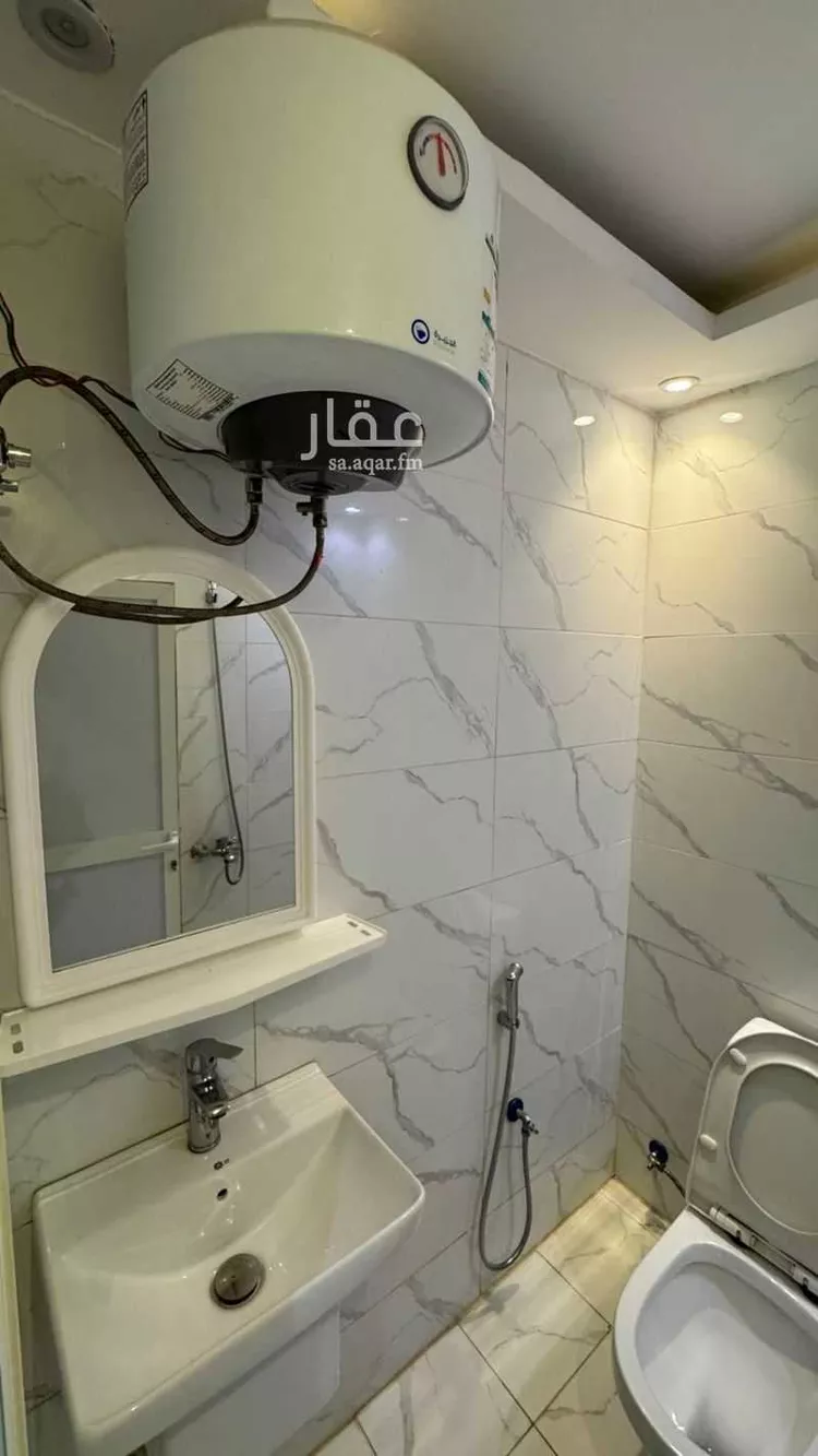 شقة للإيجار في شارع مصطفى جواد, حي الوزارات, مدينة الرياض, منطقة الرياض 13