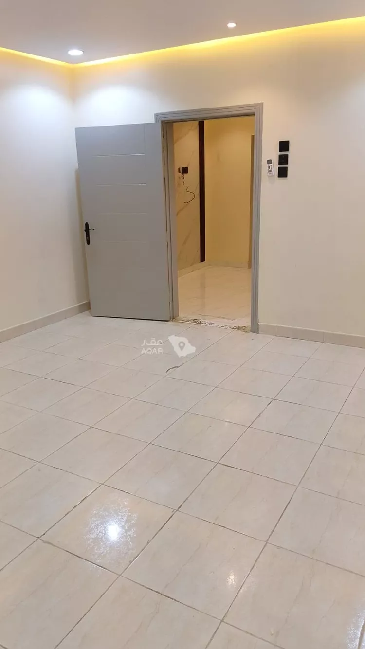 Apartment for Rent in Riyadh Al Aziziyah 3