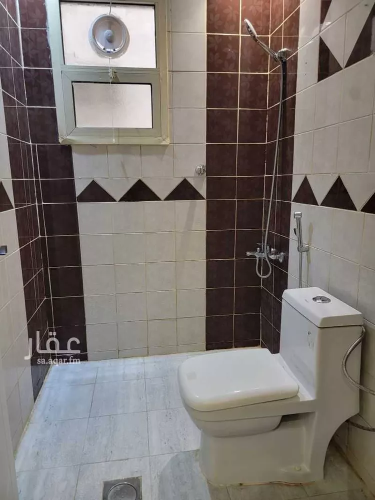 شقة للإيجار في شارع محمد رشيد رضا, حي العزيزية, مدينة الرياض, منطقة الرياض صورة 4