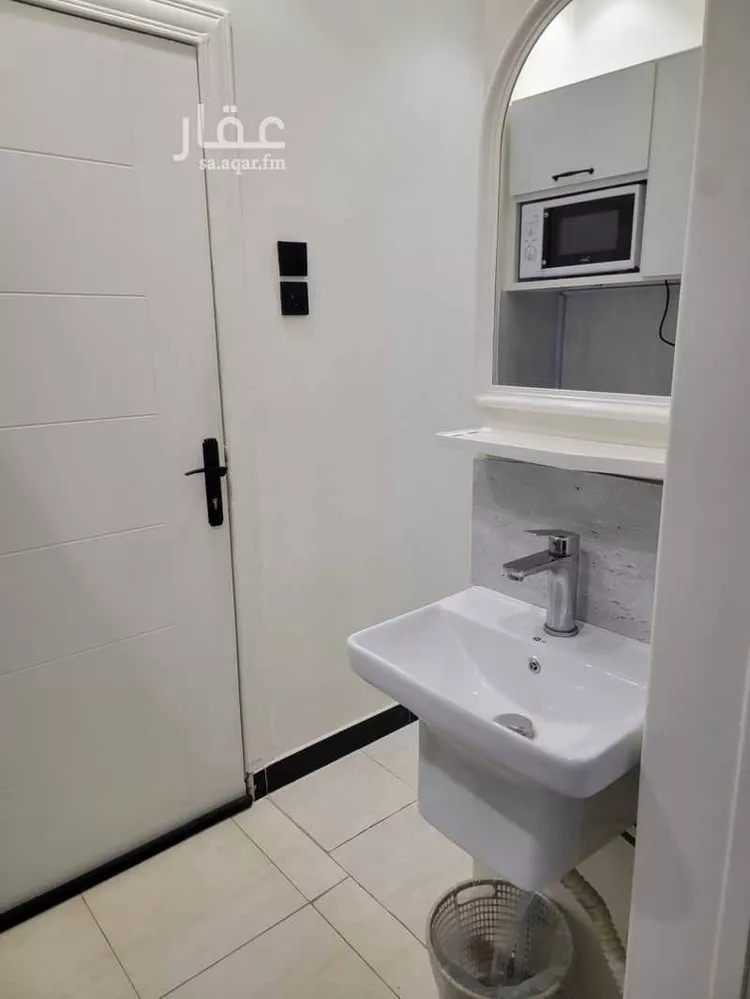 شقة للإيجار في شارع محمد رشيد رضا, حي العزيزية, مدينة الرياض, منطقة الرياض صورة 3